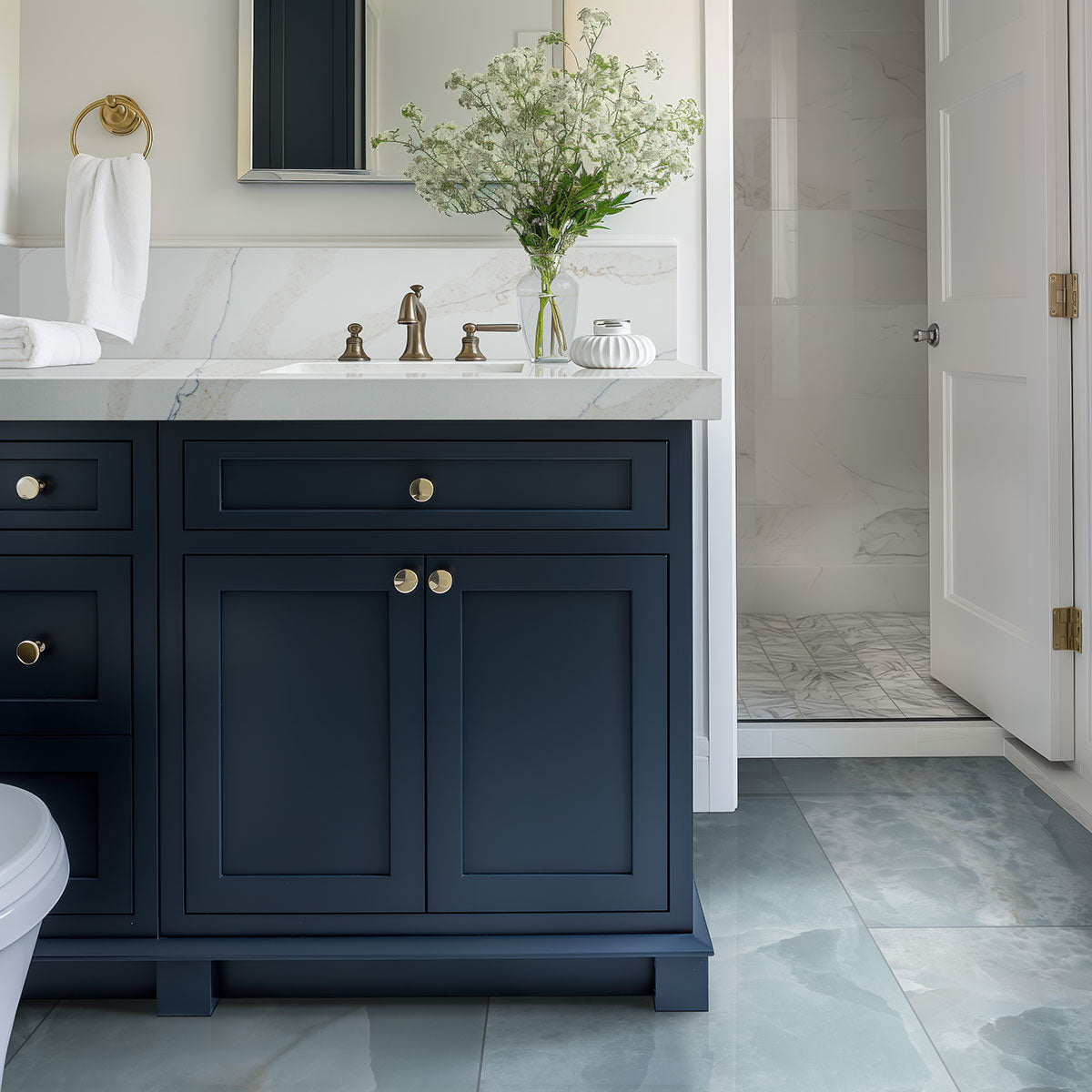 MSI Exotika Biotite 24 x 48 Polished Porcelain tile (NBIO2448P) – MSI room scene (bathroom)