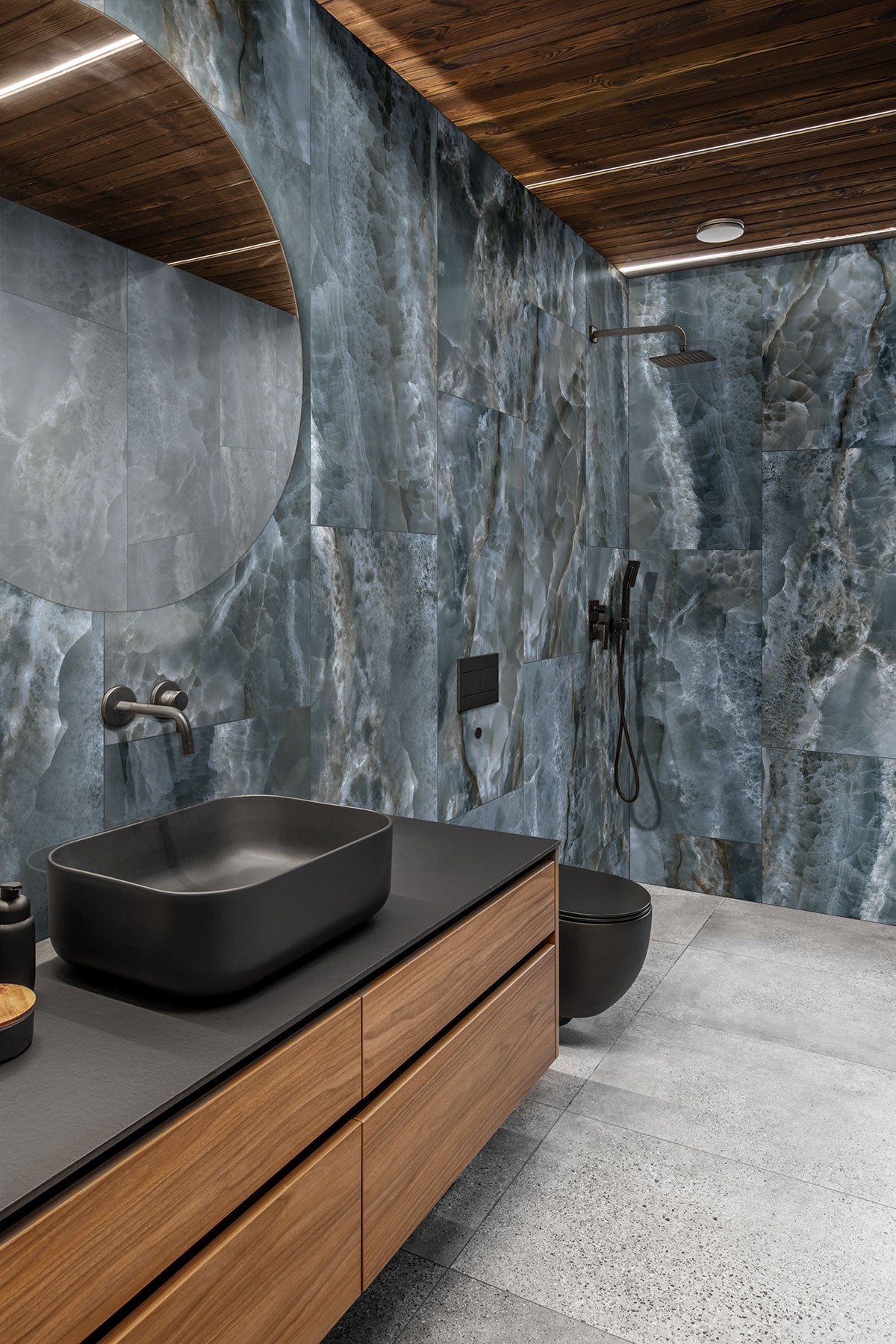 MSI Exotika Tourmaline 24 x 48 Polished Porcelain tile (NTOU2448P) – MSI room scene (bathroom)