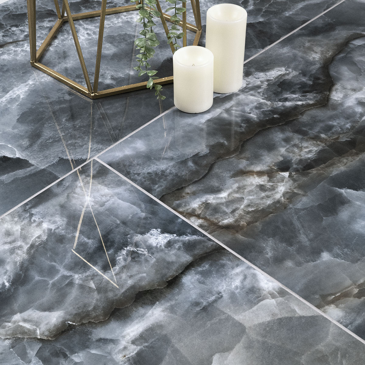 MSI Exotika Tourmaline 24 x 48 Polished Porcelain tile (NTOU2448P) – MSI room scene