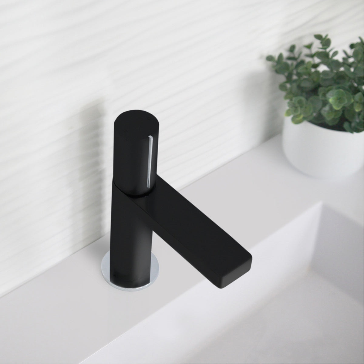 Stylish Riela Bathroom Faucet Single Handle Matte Black with Chrome B-104NC