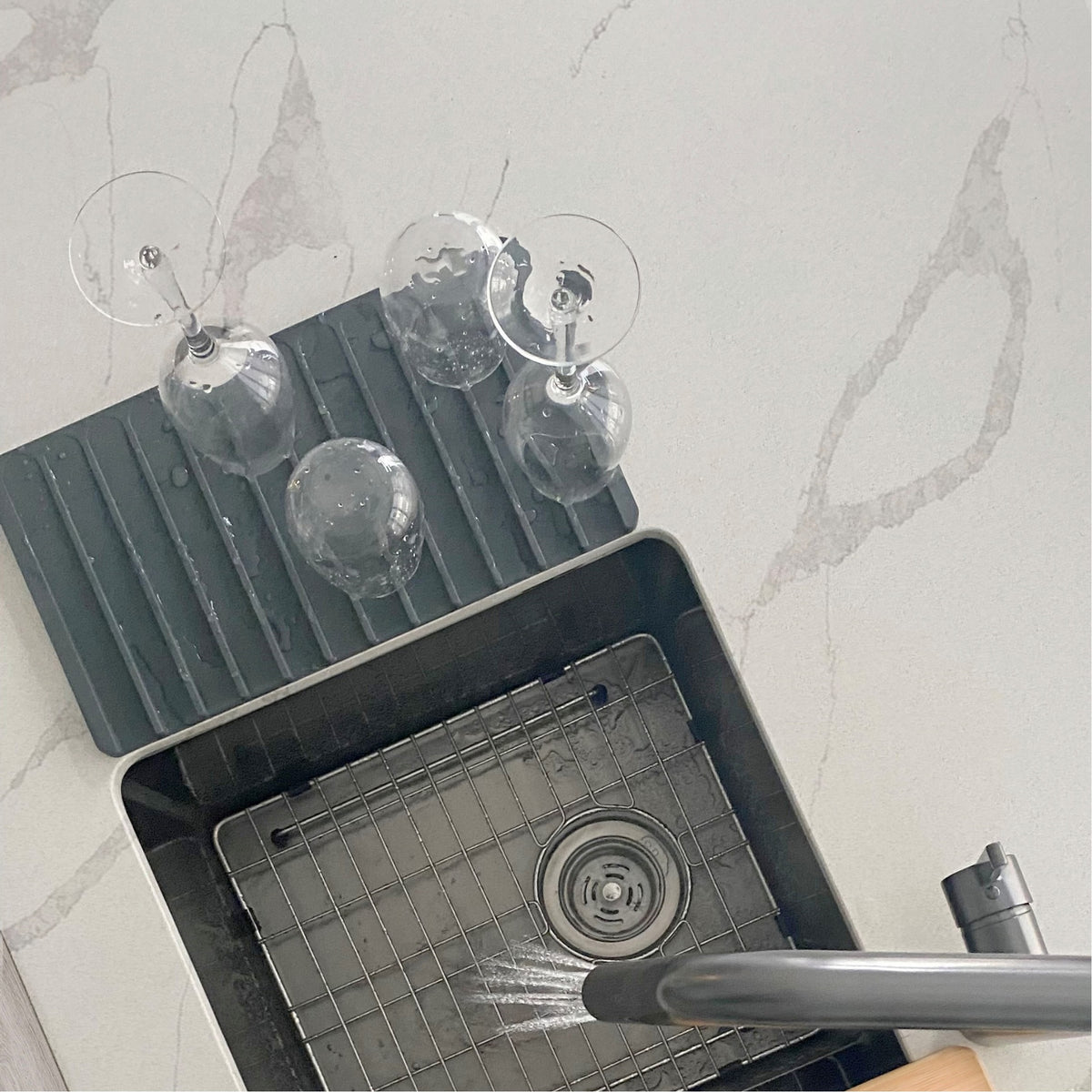 Stylish Silicone Drying Mat Dark Gray A-916DG