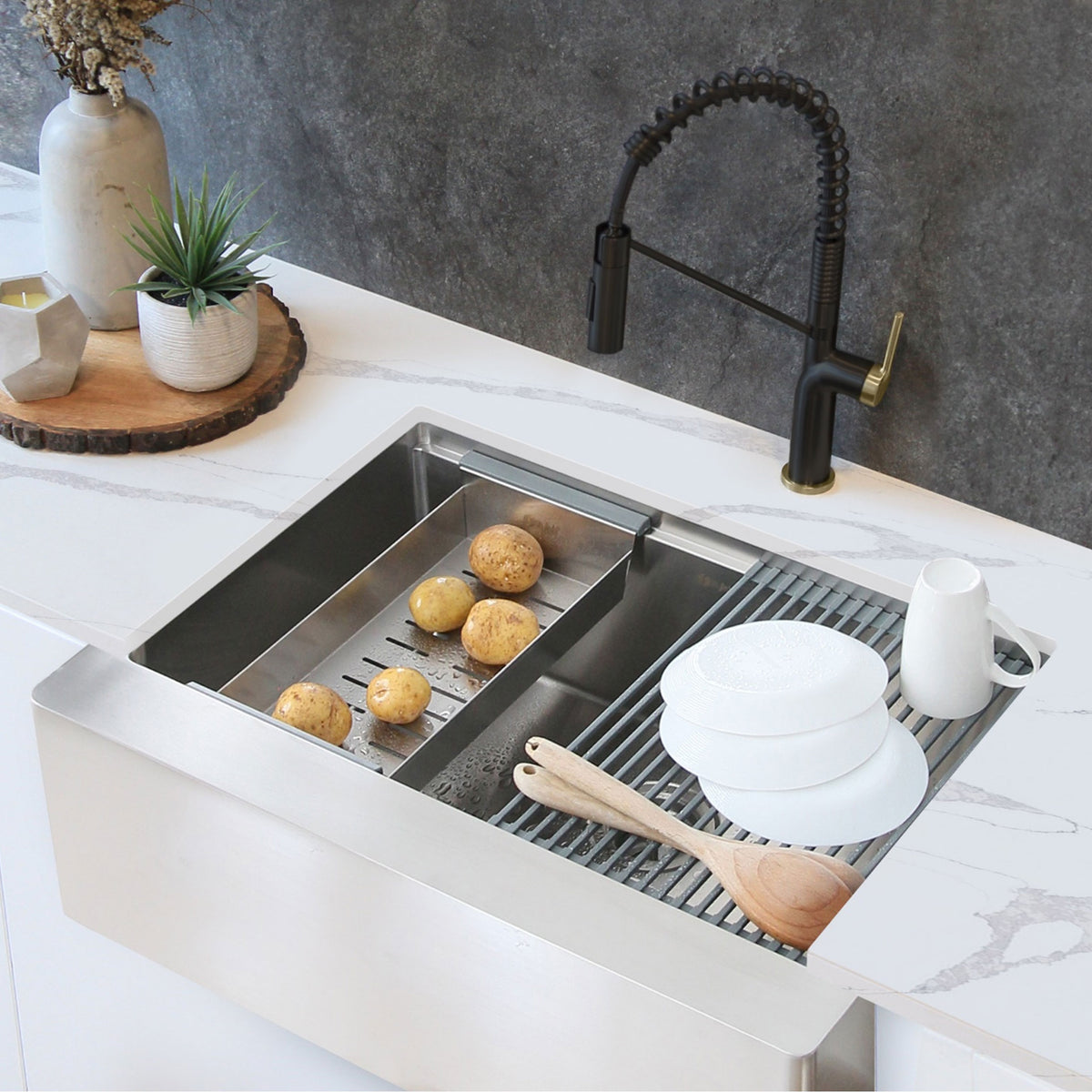 Stylish Jade Workstation Single Bowl Apron Front Stainless Steel Kitchen Sink with Accessories S-316W