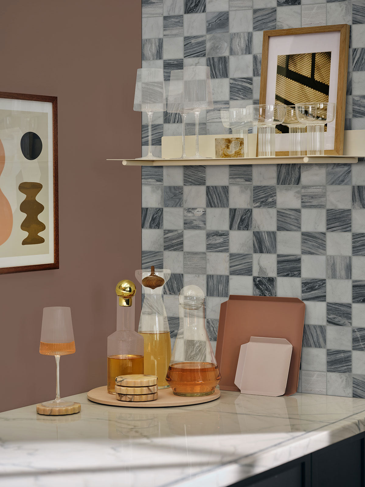 MSI Firenze Blend 3 x 3 Polished Marble mosaic (SMOT-FIRBLE-3X3P10MM) – MSI room scene (kitchen)