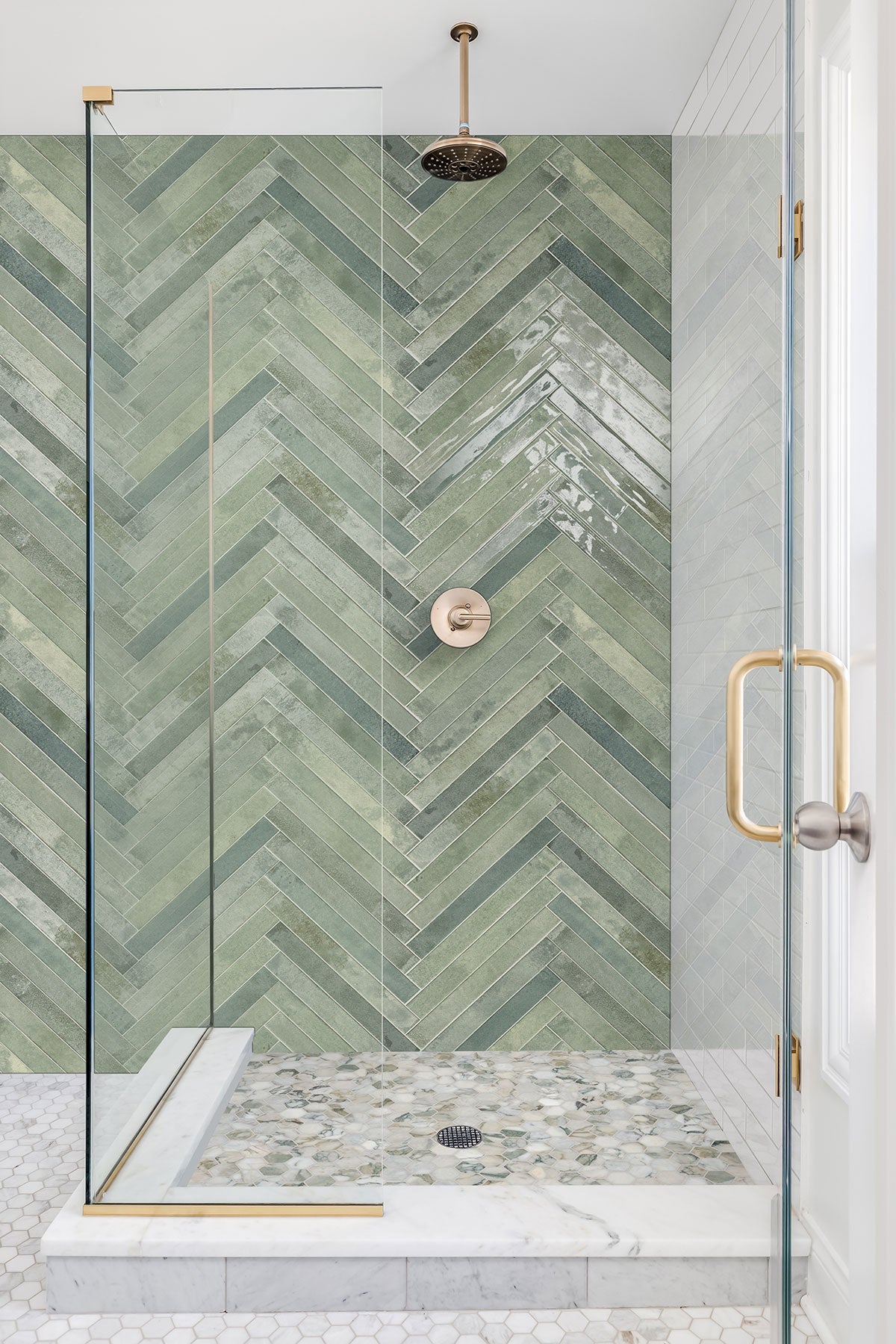 MSI Flamenco Celtic Aqua 2 x 18 Glossy Porcelain tile (NFLACELAQU2X18G) – MSI room scene (bathroom)