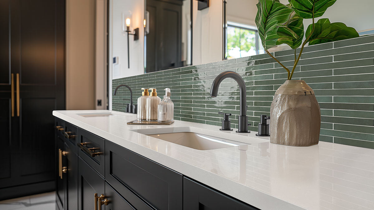 MSI Racing Green 2 x 18 Glossy Porcelain tile (NFLARACGRE2X18G) – MSI room scene (bathroom)
