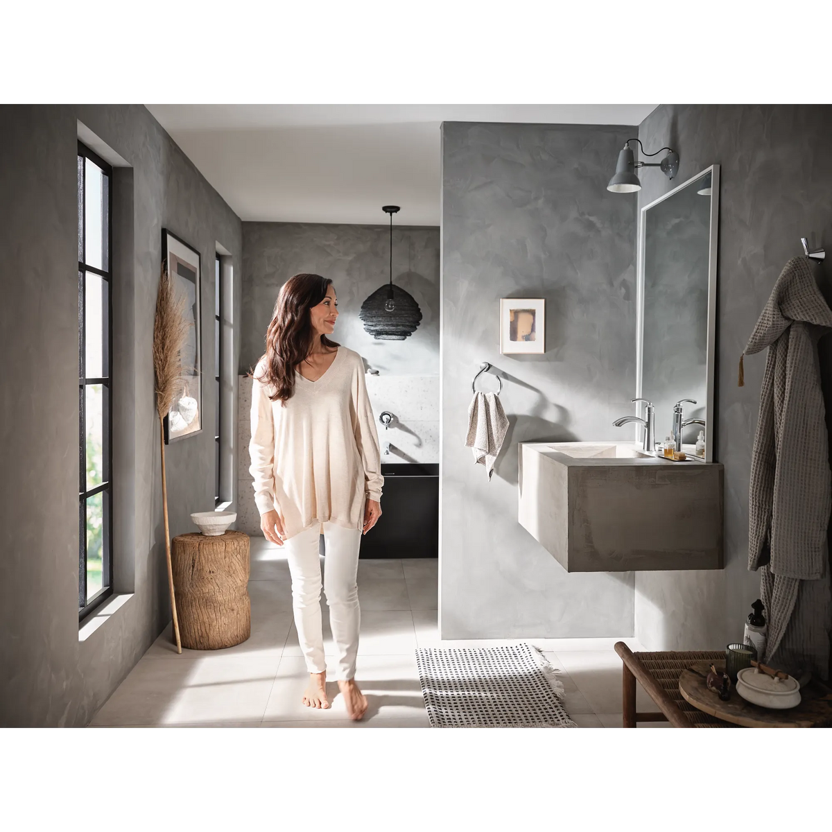 Moen Glyde Single-Handle Non-Diverter Wall-Mount Tub Filler WT371 in Chrome (WT371) - view 2