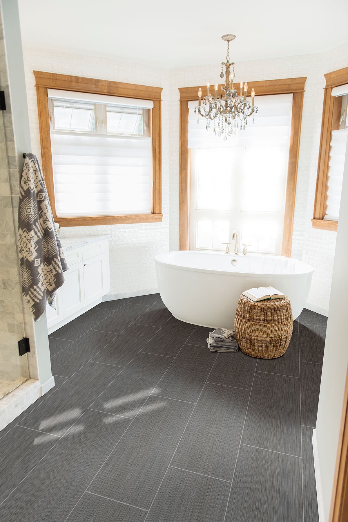 MSI Focus Graphite 2 x 2 Matte Porcelain mosaic (NFOCGRA2X2-N) – MSI room scene