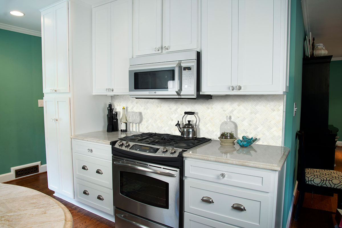 MSI Greecian White Herringbone Pattern Polished Marble mosaic (SMOT-GRE-HBP) – MSI room scene