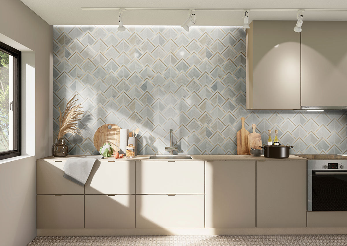 MSI Luxor Kona Gold Pattern Stone Metal Blend mosaic (SMOT-SMTL-LUXKOGOL8MM) – MSI room scene