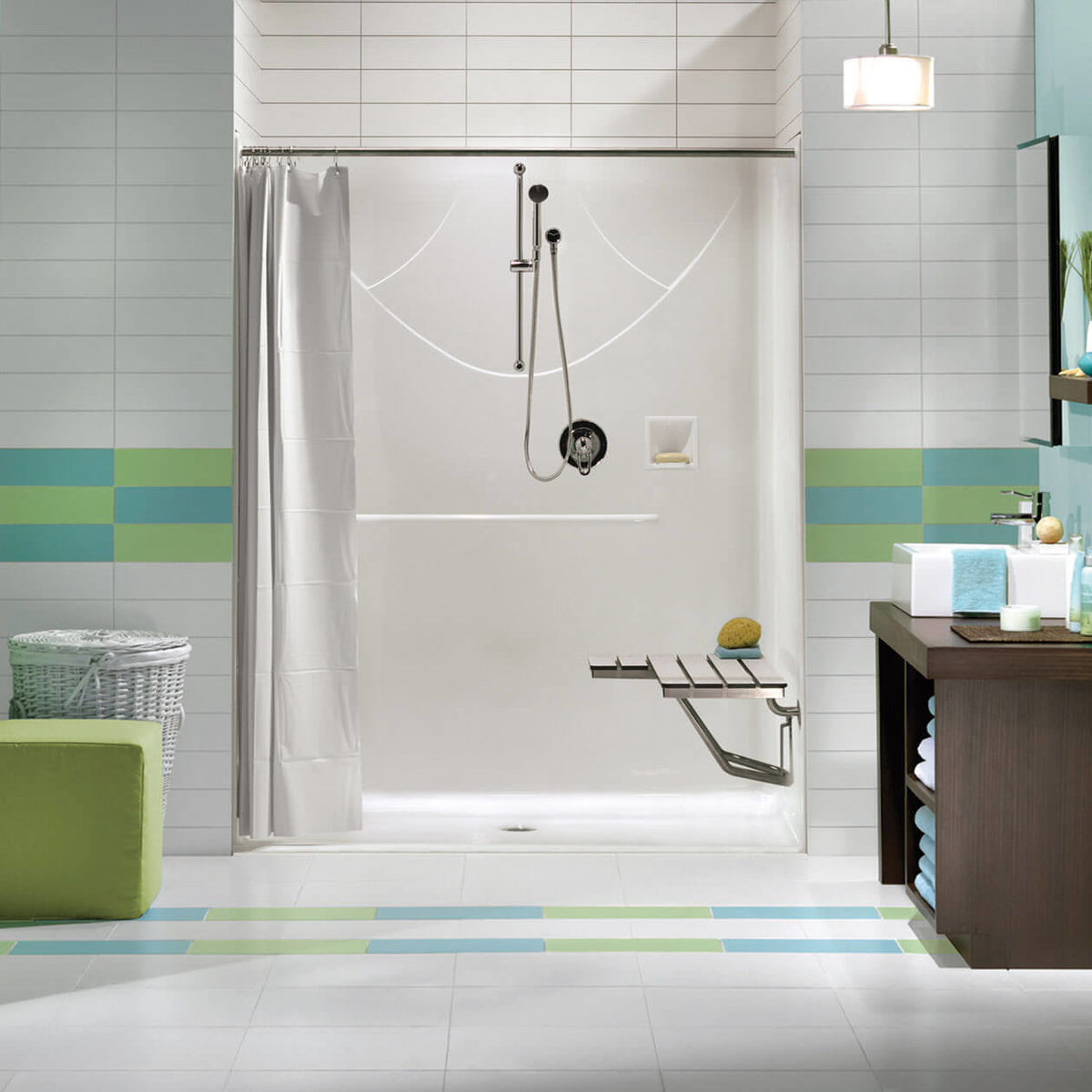 Maax Outlook BFS-60F AcrylX Alcove Center Drain One-Piece Shower in White