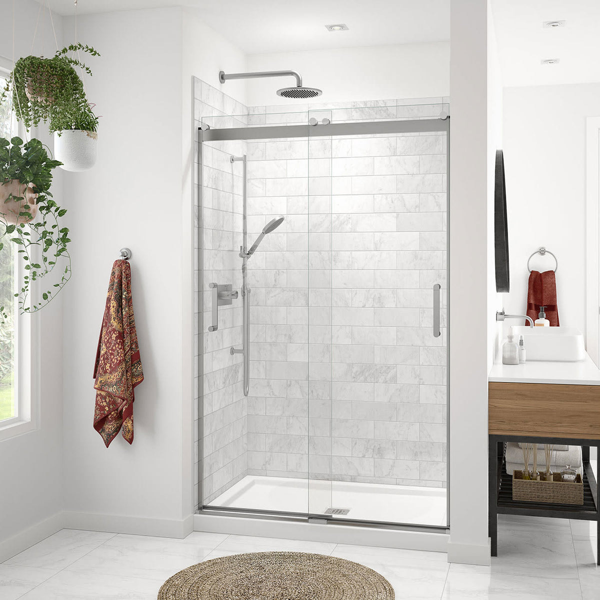 Maax Revelation Round 44-47 x 70 ½-73 in 8mm Bypass Shower Door for Alcove Installation