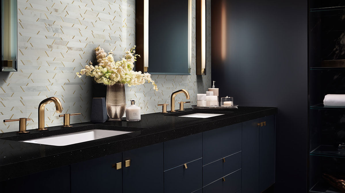 MSI Metro Gold Pattern Stone Metal Blend mosaic (SMOT-SMTL-METGOL8MM) – MSI room scene (bathroom)