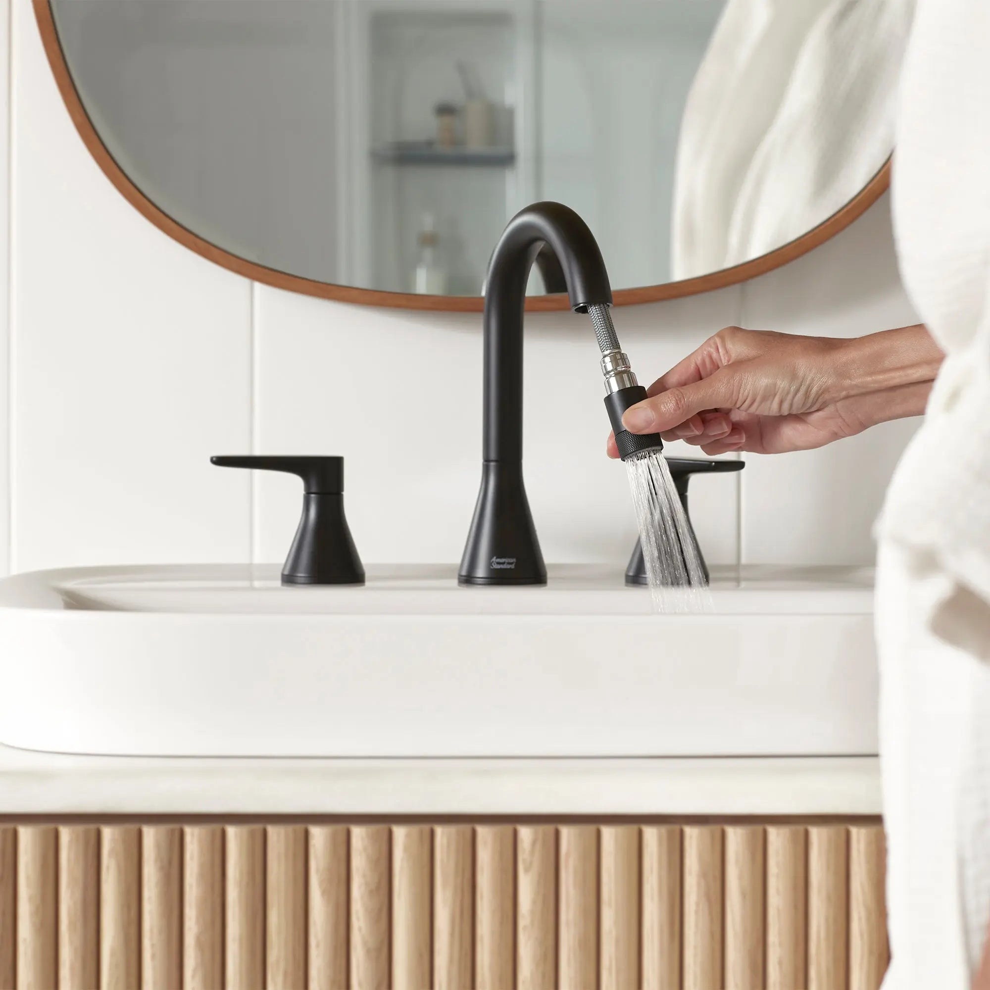 American Standard Millennial 8" Widespread Pull-Out 1.2 gpm/4.5 L/min with Push Drain 7061821.243 - Plumbing Market