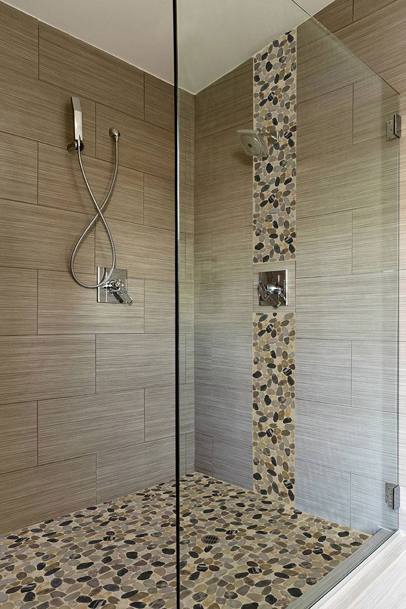MSI Mix River Pebbles Tumbled Quartzite mosaic (SMOT-PEB-MIXRVR) – MSI room scene