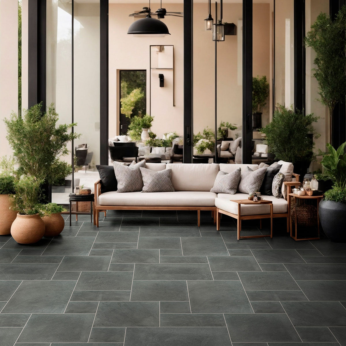 MSI Montauk Blue 6 x 24 Gauged Slate tile (SMONBLU624G) – MSI room scene