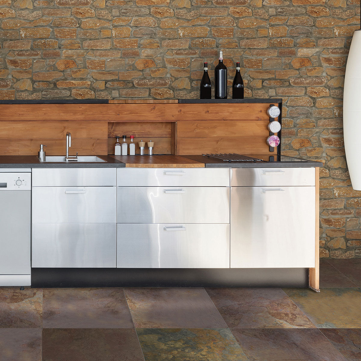 MSI Multi Classic 16 x 16 Gauged Slate tile (SMCLAS1616G-C) – MSI room scene