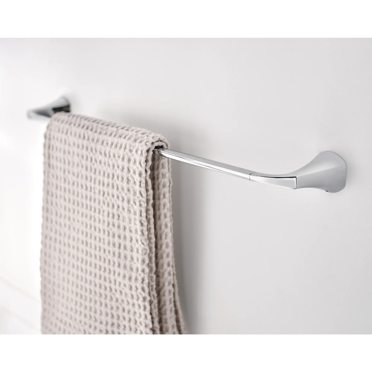 Moen Lindor 24" Towel Bar MY8724 in Chrome (MY8724CH) - view 3