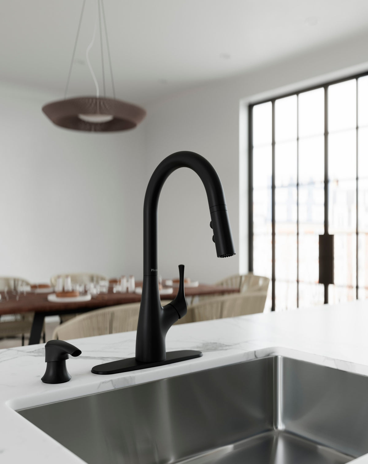 Pfister Arvada 1-Handle Pull-Down Kitchen Faucet in Matte Black - view 2