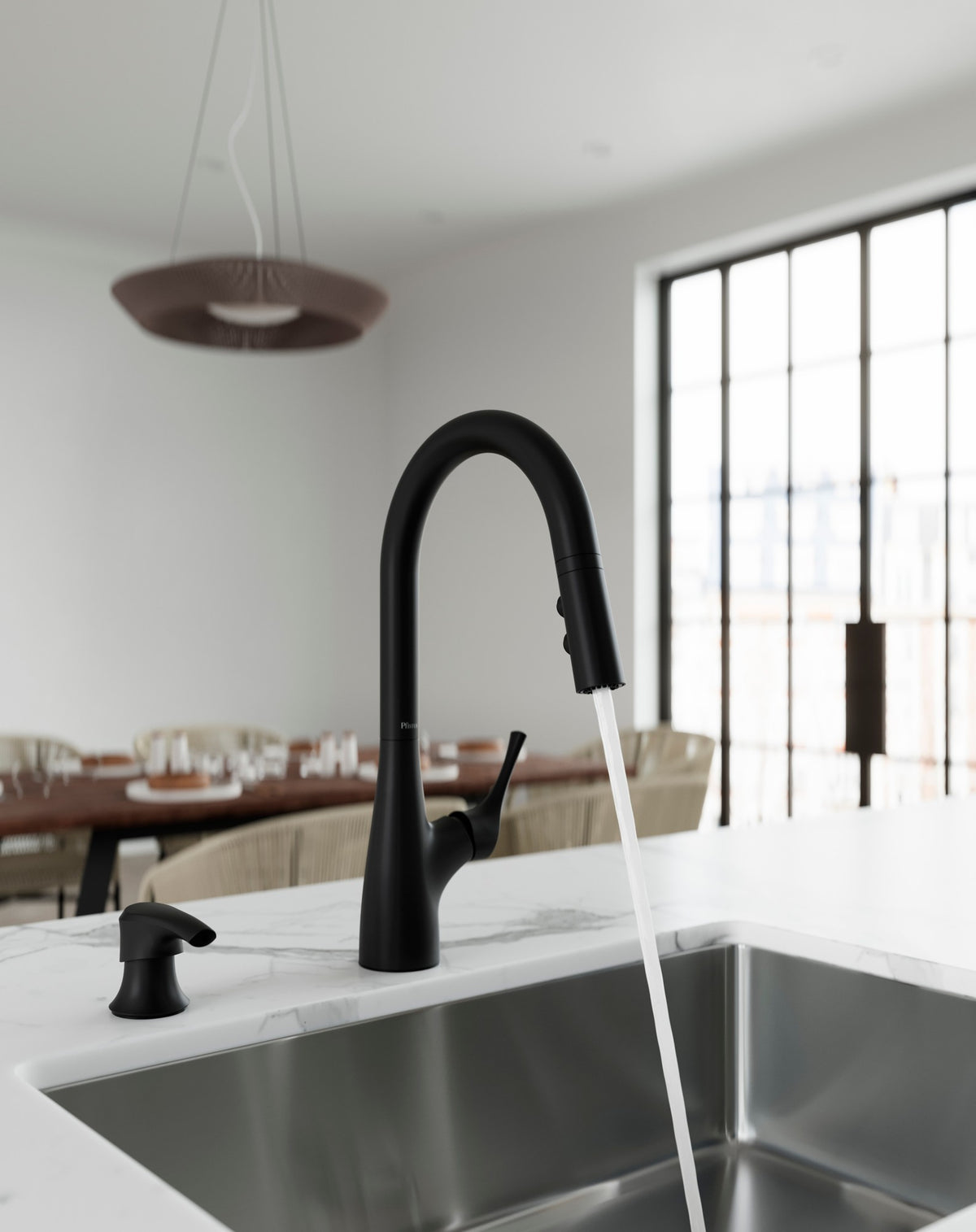 Pfister F-529-7ARVB Matte Black - lifestyle 3