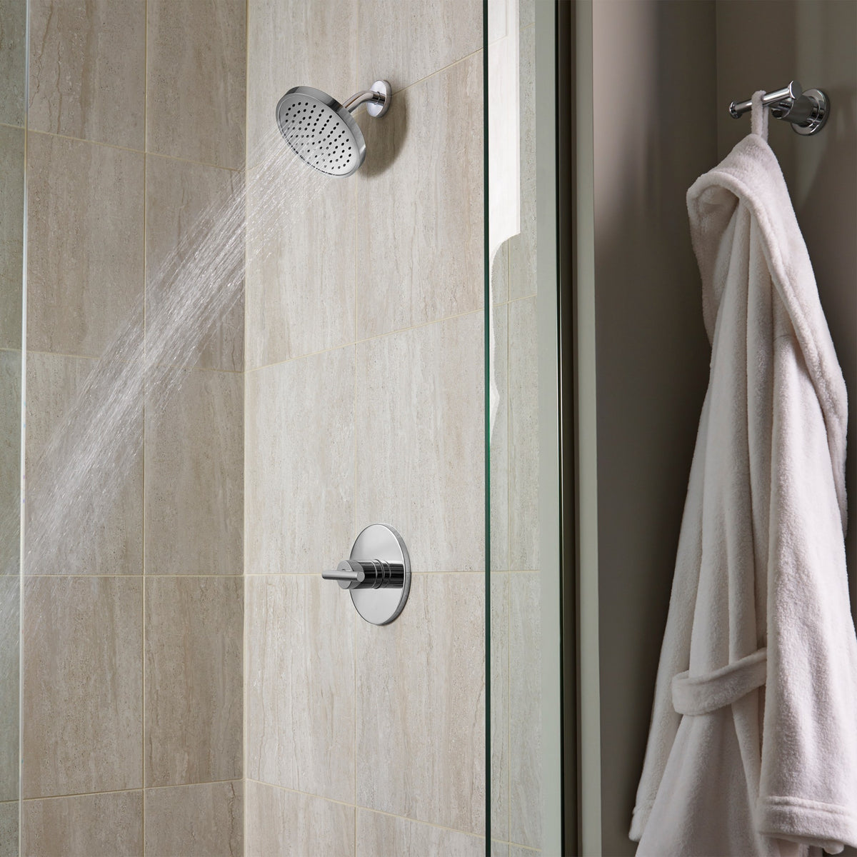 Pfister LG89-7NCC Polished Chrome - lifestyle 1