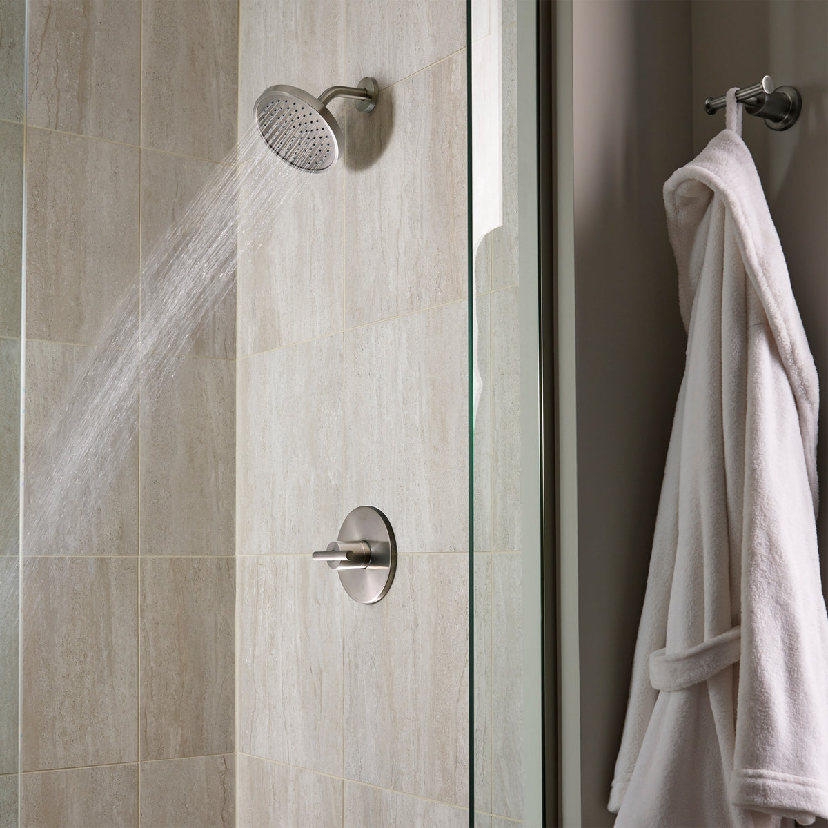 Pfister LG89-7NCK Brushed Nickel - lifestyle 1