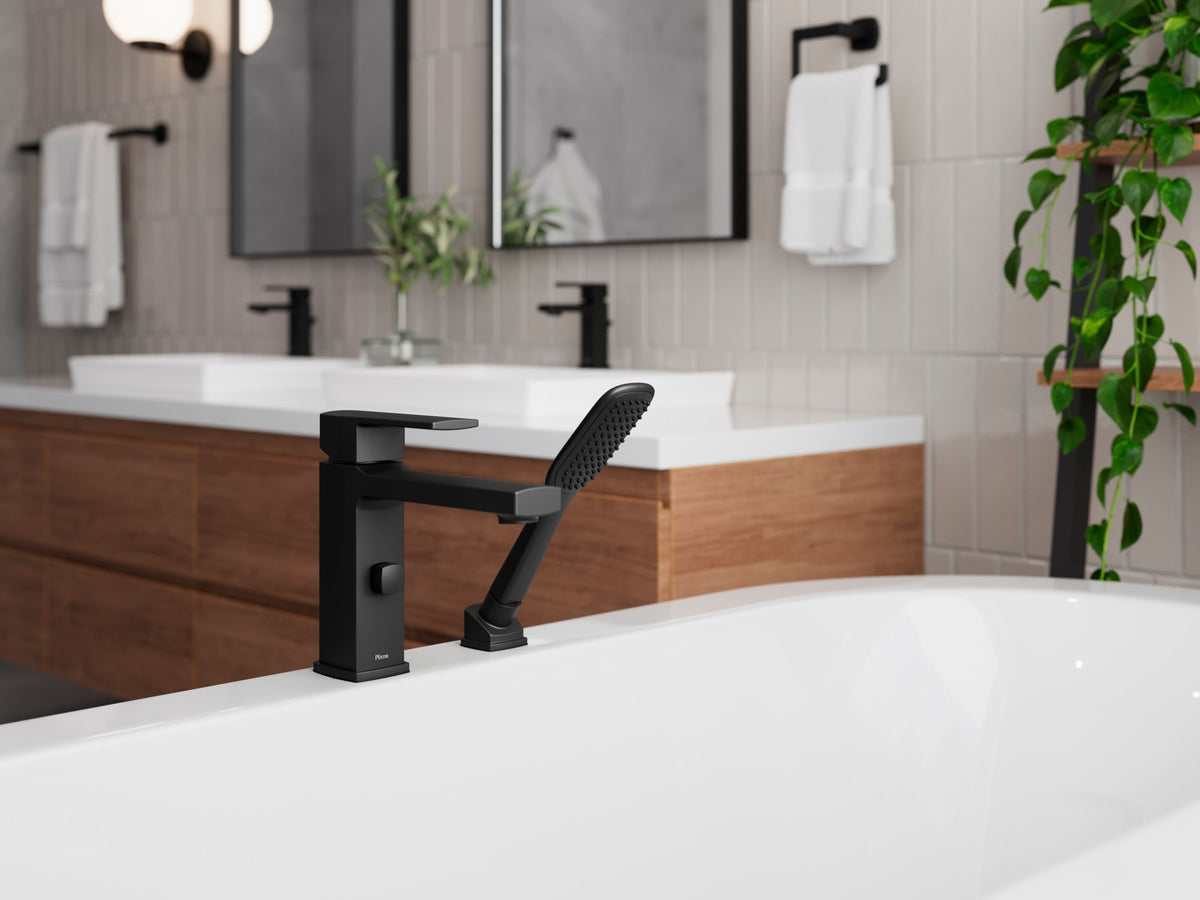 Pfister Deckard 1-Handle Roman Tub in Matte Black - view 4