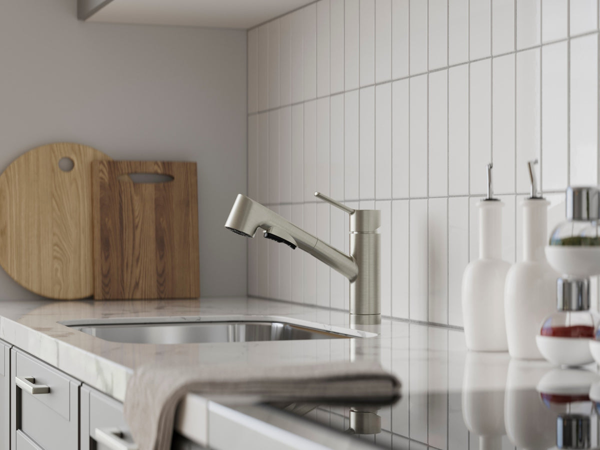 Pfister Pfirst Modern 1-Handle Pull-Out Kitchen Faucet in Stainless Steel - view 3