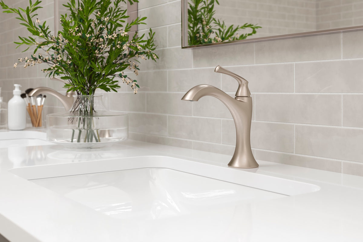 Pfister LG42-RH2K Brushed Nickel - lifestyle 1
