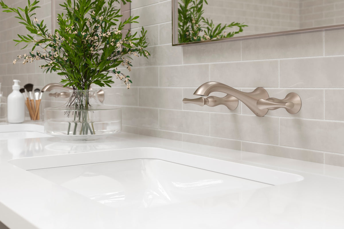 Pfister LG49-RH4K Brushed Nickel - lifestyle 1
