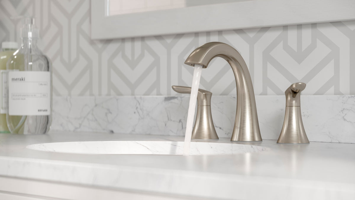 Pfister LG49-WR0K Brushed Nickel - lifestyle 2