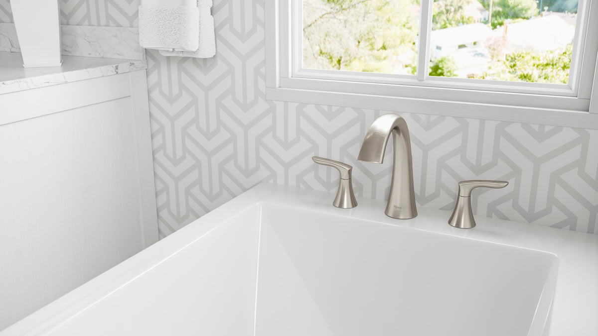 Pfister RT6-5WRK Brushed Nickel - lifestyle 1