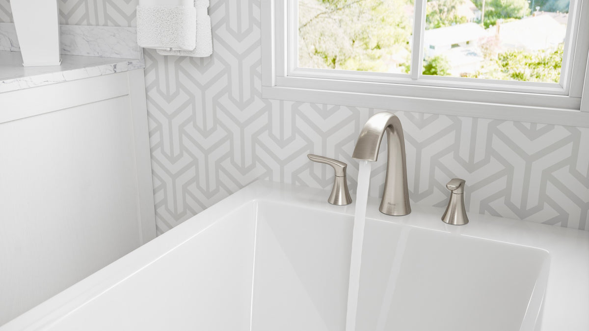 Pfister RT6-5WRK Brushed Nickel - lifestyle 2