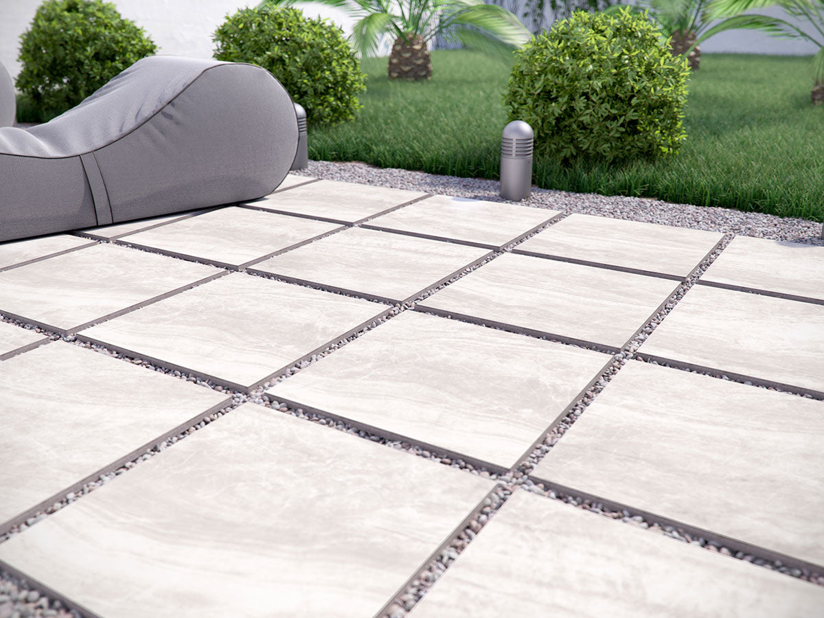 MSI Praia Grey 3 x 24 Polished Porcelain trim (NPRAGRE3X24BNP) – MSI room scene