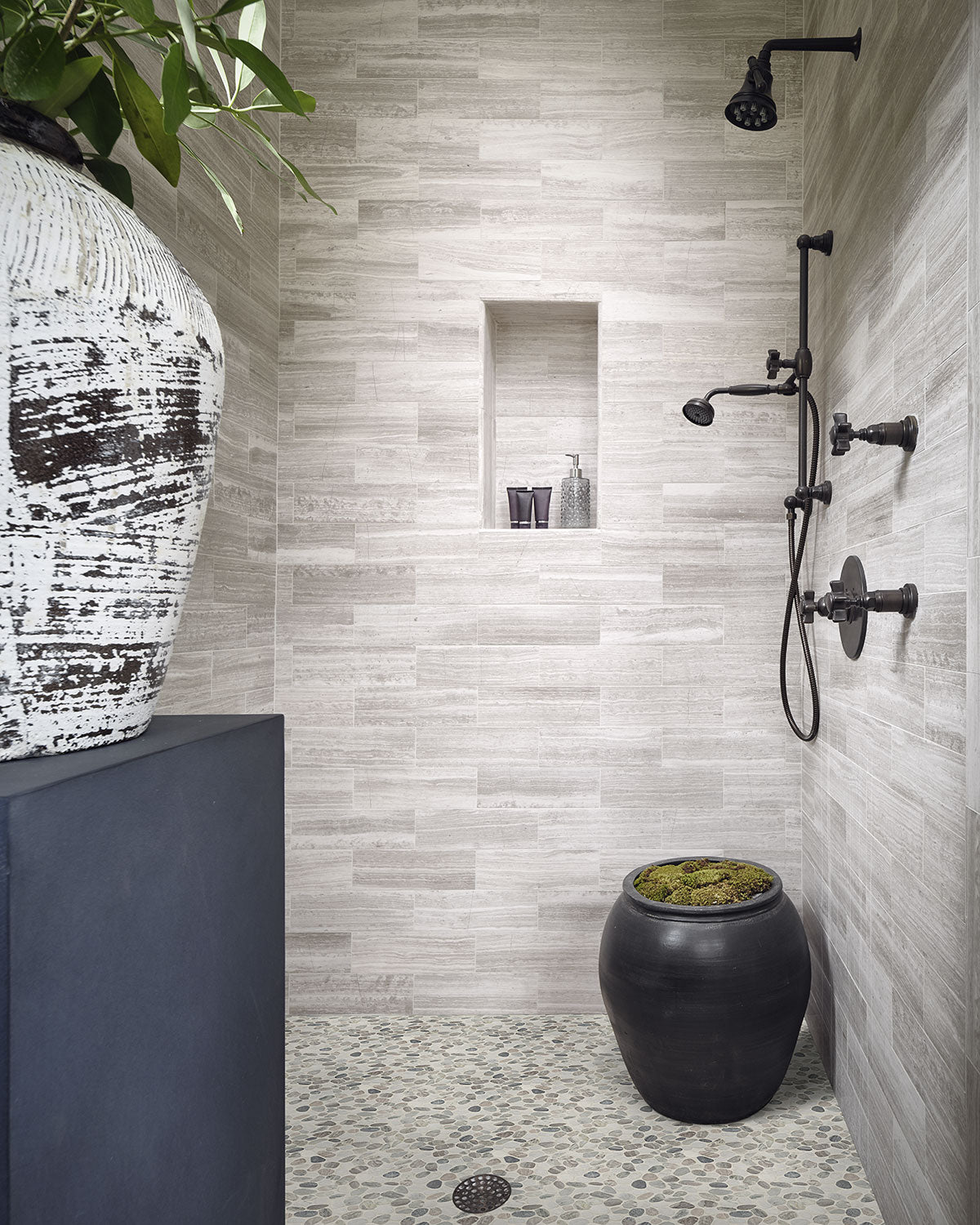 MSI Puebla Greige Pebble Tumbled Marble mosaic (SMOT-PEB-PUEGREI) – MSI room scene (bathroom)