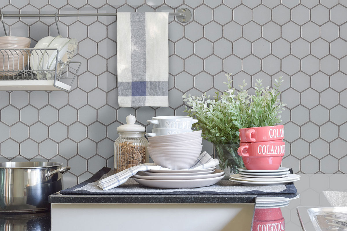 MSI Retro Hexo Gray 2" Hexagon Matte Porcelain mosaic (SMOT-PT-RETGRA-2HEX) – MSI room scene