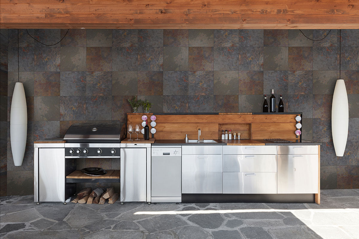 MSI Rustic Gold 16 x 16 Gauged Slate tile (SRUSGLD1616G-C) – MSI room scene