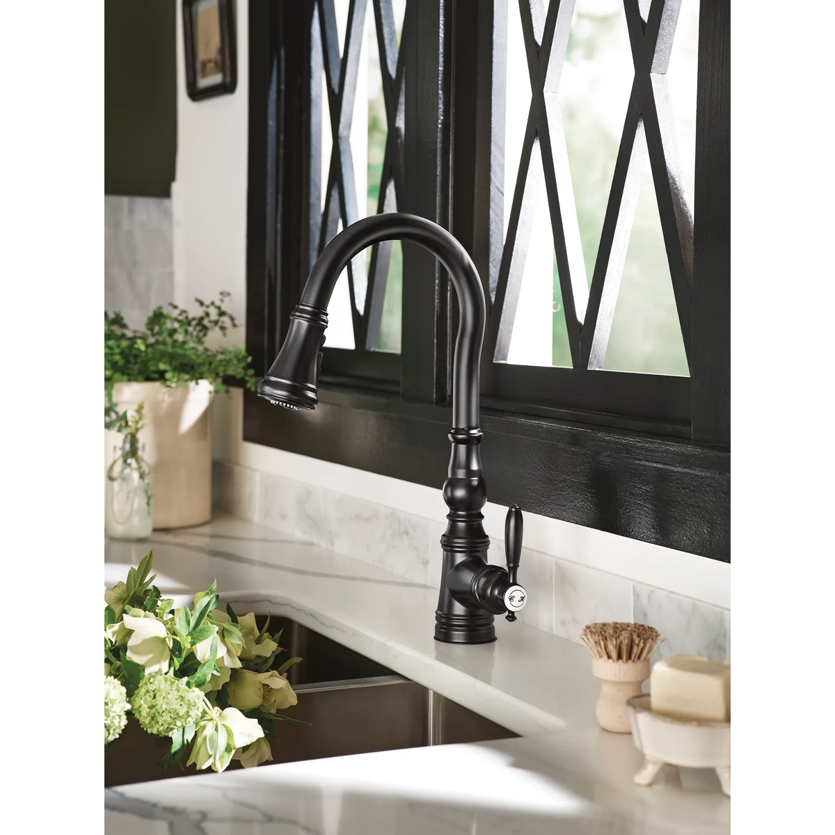 Moen Weymouth Single-Handle High-Arc Pulldown Kitchen Faucet S73004 in Matte Black (S73004BL) - view 3