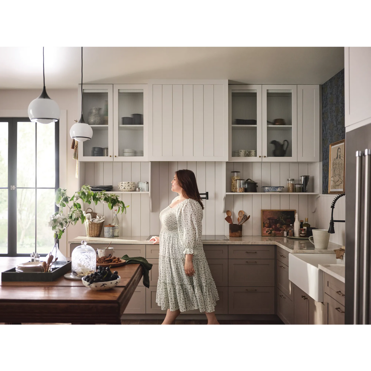 Moen Weymouth Single-Handle High-Arc Pulldown Kitchen Faucet S73104 in Matte Black (S73104BL) - view 8
