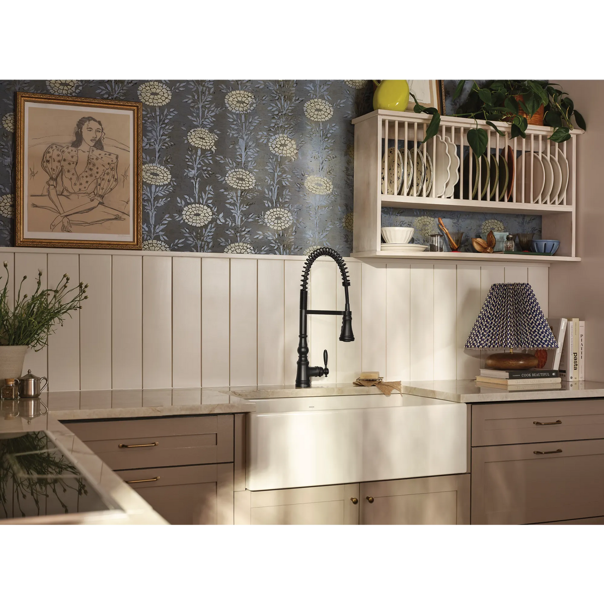 Moen Weymouth Single-Handle High-Arc Pulldown Kitchen Faucet S73104 in Matte Black (S73104BL) - view 5