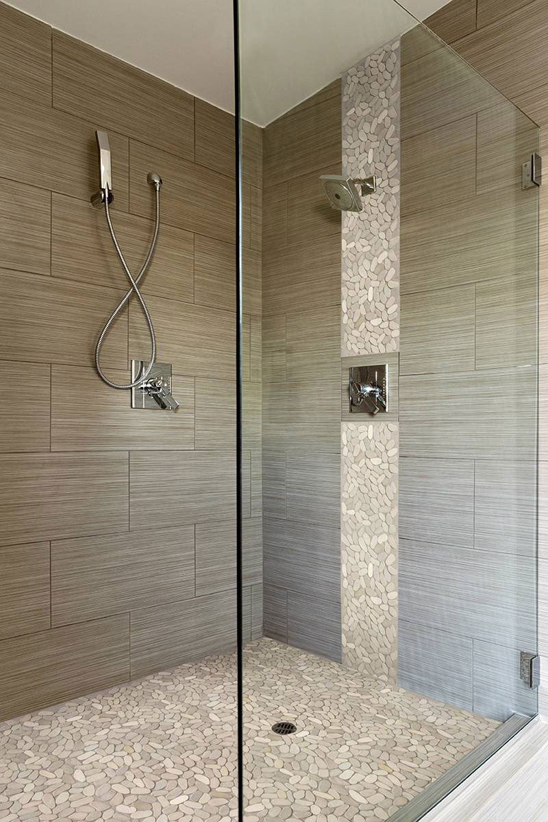 MSI Sliced Pebble Earth Tumbled Marble mosaic (SMOT-PEB-EARTH) – MSI room scene