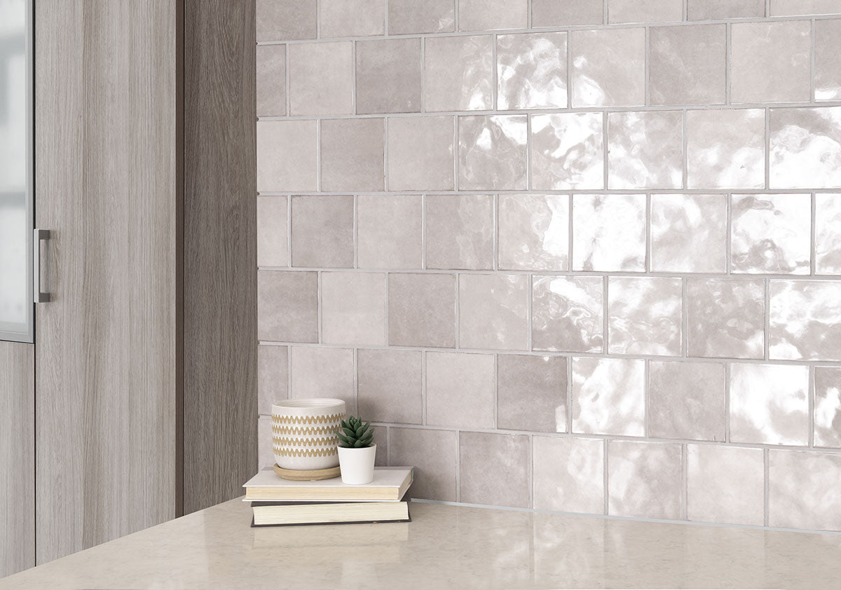 MSI Renzo Sterling 5 x 5 Glossy Ceramic tile (NRENSTE5X5) – MSI room scene