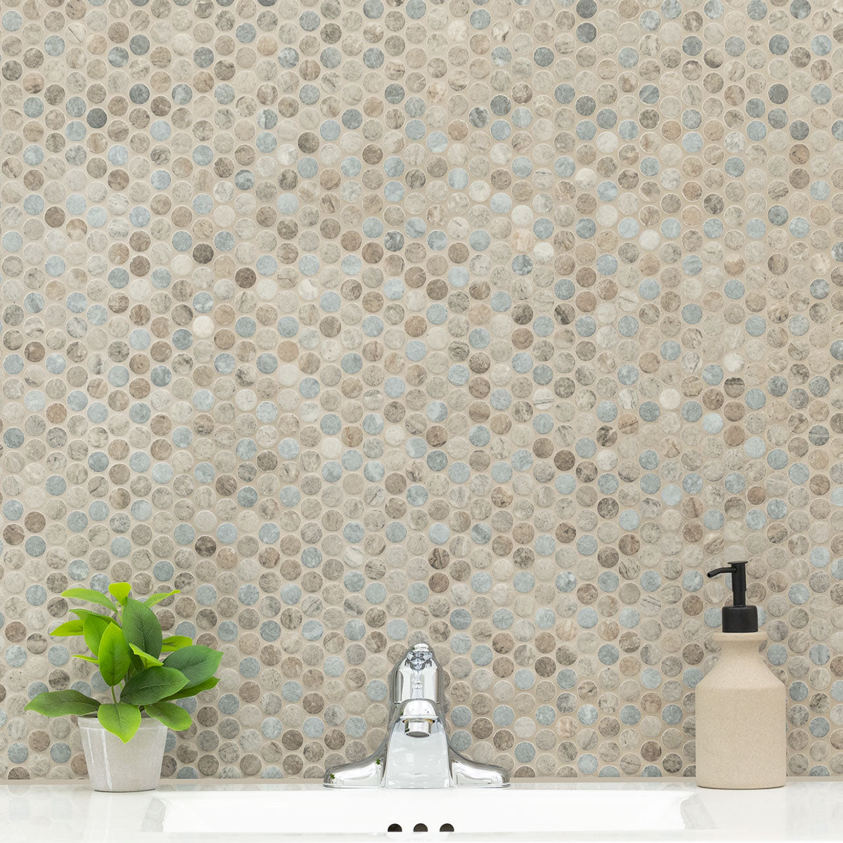 MSI Stonella Penny Round Glass mosaic (SMOT-GLS-PENRD-STNELA6MM) – MSI room scene