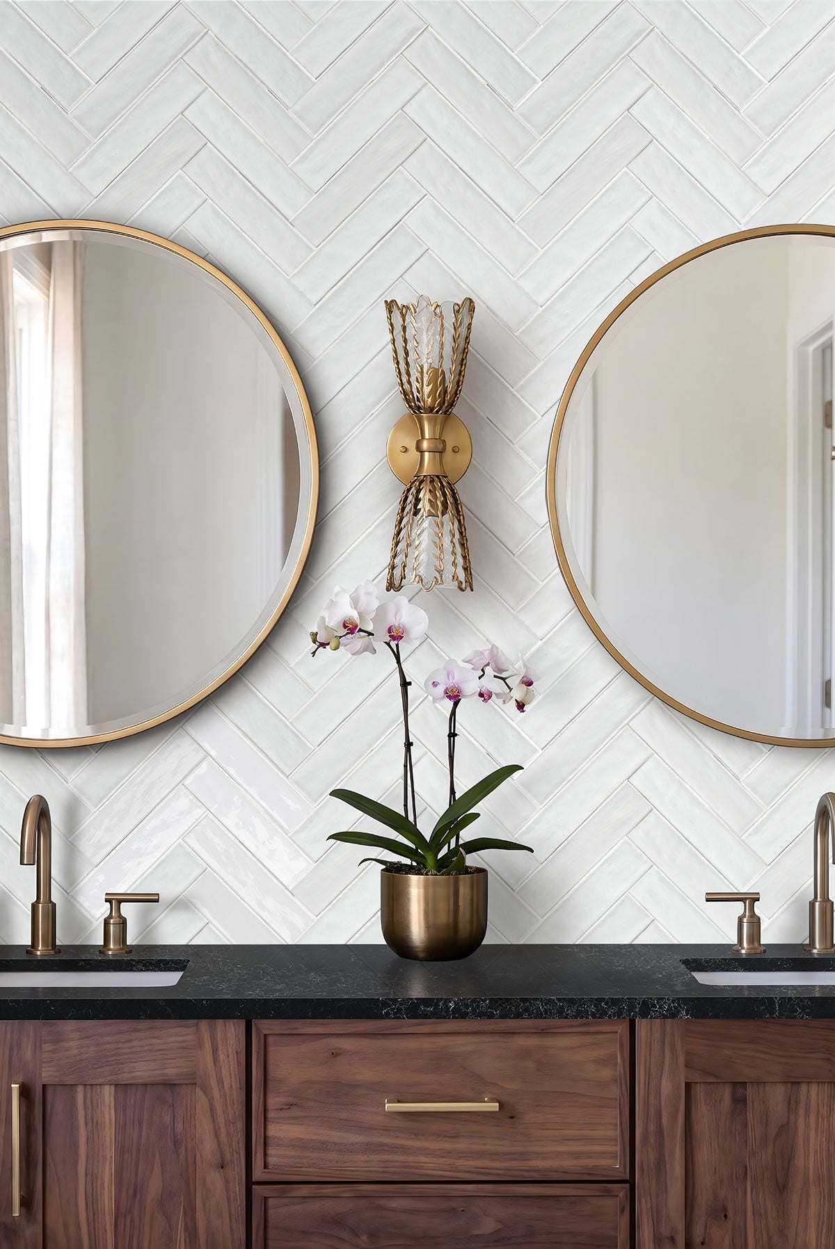 MSI Terranello Pearl 4 x 4 Glossy Ceramic tile (NTERPEA4X4G) – MSI room scene (bathroom)