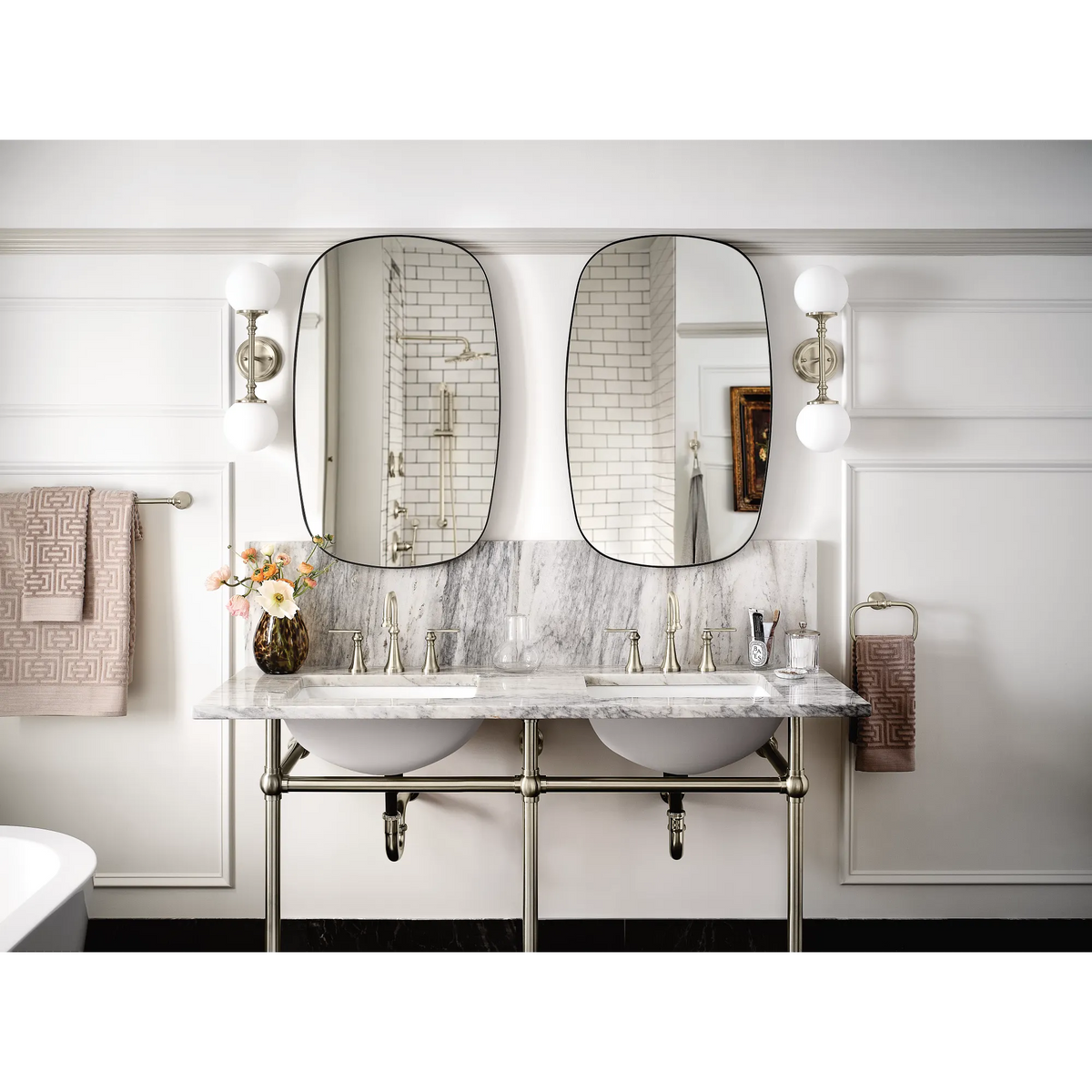 Moen Colinet Towel Ring YB0586 in Brushed Nickel (YB0586BN) - view 4