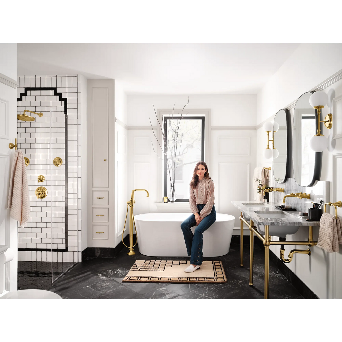 Moen One-Function 10" Diameter Spray Head Rainshower S112 in Brushed Gold (S112BG) - view 8