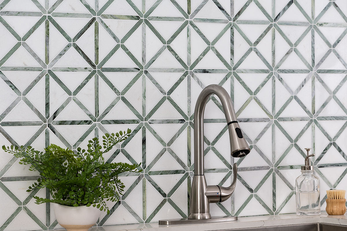 MSI Verdant Green Geometrica Pattern Polished Marble mosaic (SMOT-VERGRE-GEOP10MM) – MSI room scene
