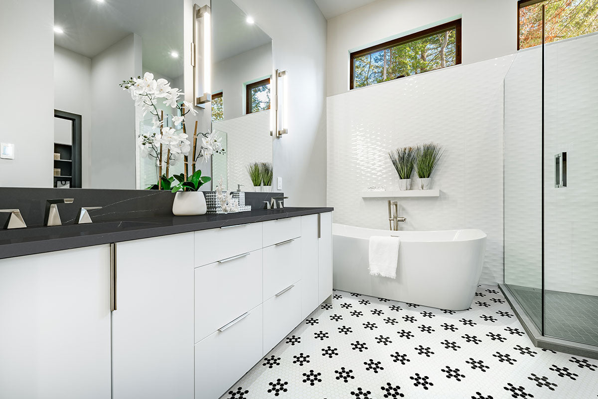 MSI White & Black Mod Petal Pattern 1" Hexagon Matte Porcelain mosaic (SMOT-PT-RETBIANER-MODPETM) – MSI room scene