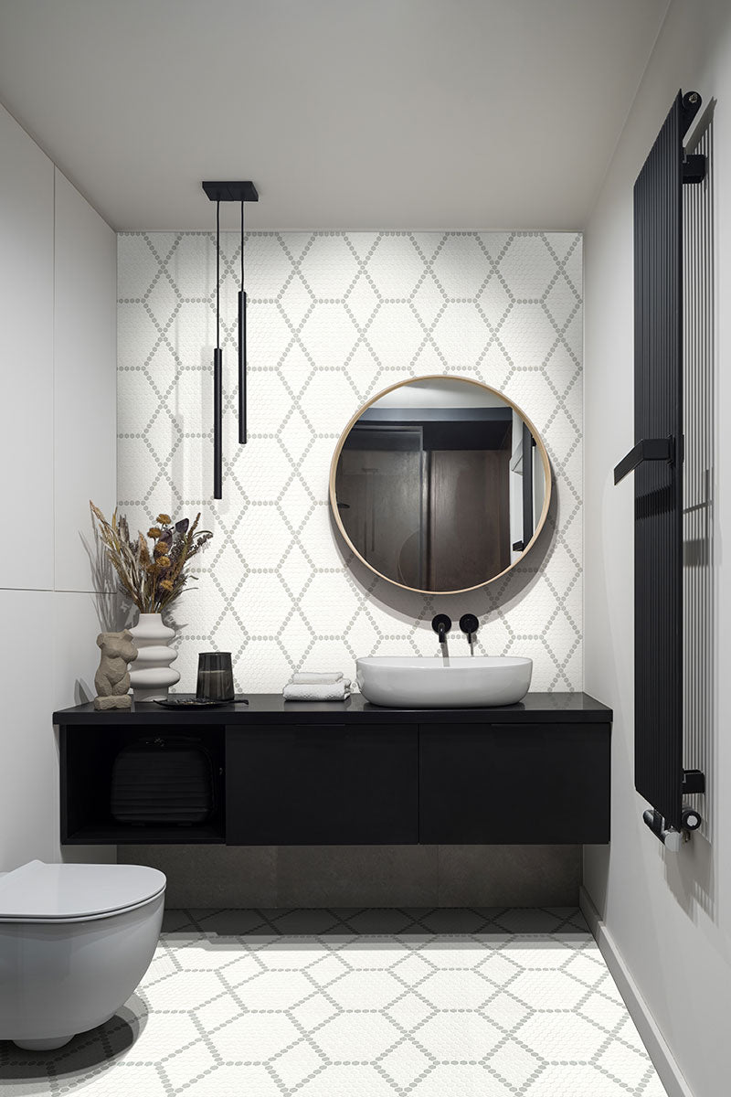 MSI White & Gray Hive Pattern 1" Hexagon Matte Porcelain mosaic (SMOT-PT-RETBIAGRA-HIVM) – MSI room scene