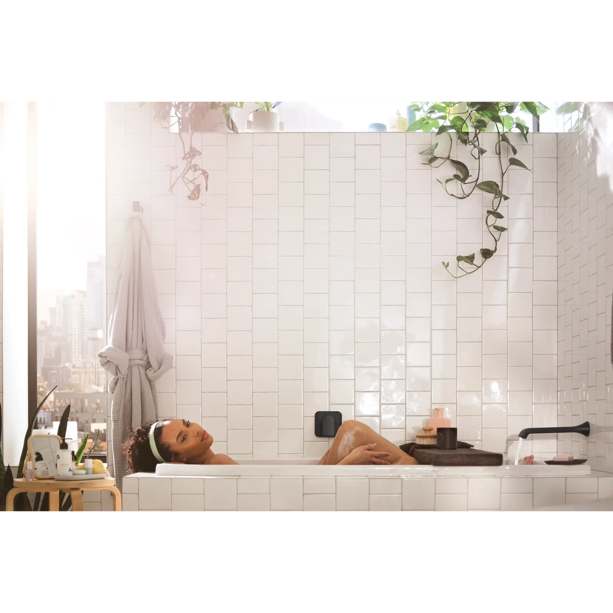 Moen Genta LX Single Robe Hook BH3803 in Matte Black (BH3803BL) - view 8