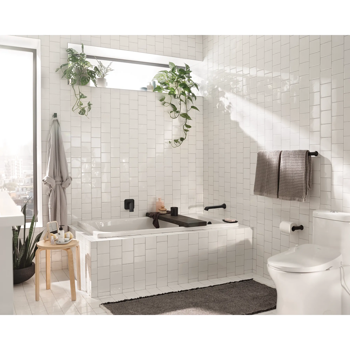 Moen Genta LX Pivoting Toilet Paper Holder BH3808 in Matte Black (BH3808BL) - view 5
